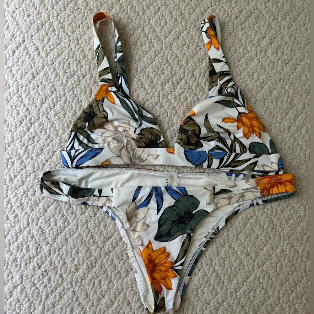 Vitamin A floral bikini set.